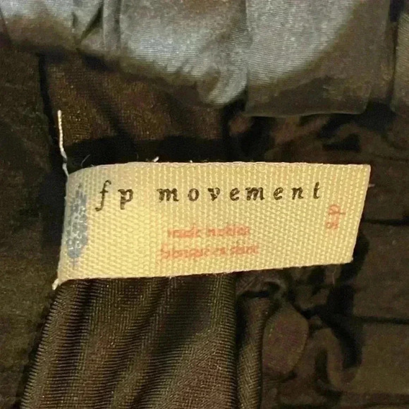 FP Movement The Way Home High Rise Pull On Nylon Shorts, Size Small, Black - Picture 6 of 13